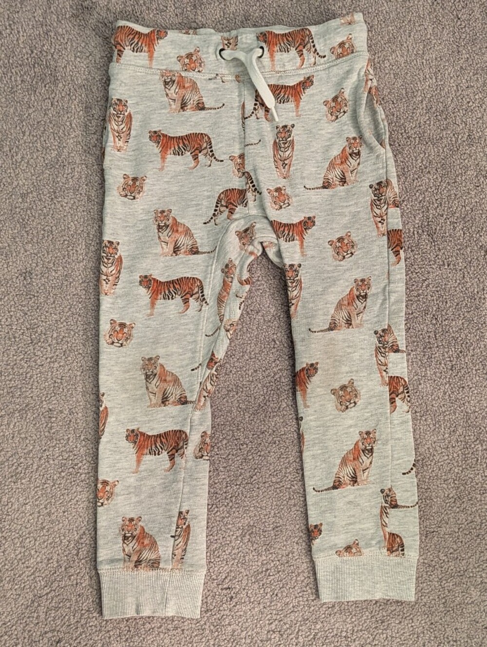 H&M grey terry joggers with tigers pattern, size 5-6 years
